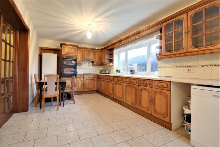 3 bedroom Semi-detached house to let in The Lowe, Wem, SY4
