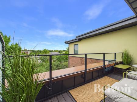2 bedroom Duplex for sale in Old Coleham, Coleham Head, Shrewsbury, SY3