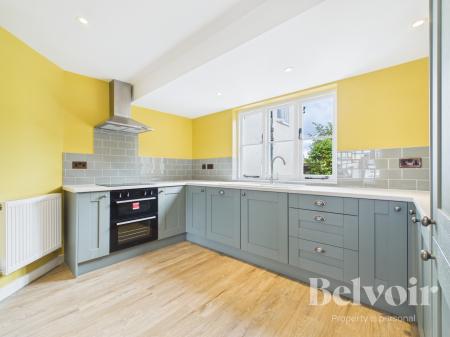 3 bedroom Terraced House to let in Church Street, Hodnet, TP9