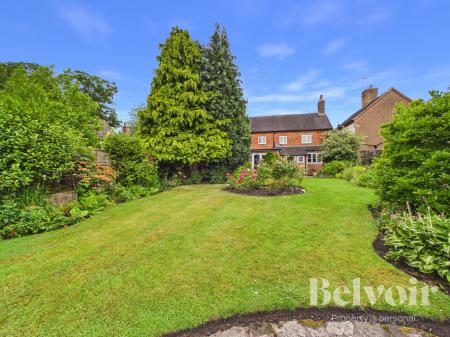3 bedroom Terraced House to let in Church Street, Hodnet, TP9