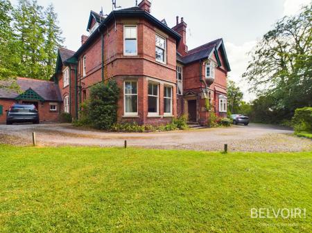 2 bedroom Flat to let in 2 Kennedy Road, Kingsland, Shrewsbury, SY3