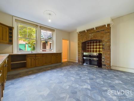 2 bedroom Flat to let in 2 Kennedy Road, Kingsland, Shrewsbury, SY3