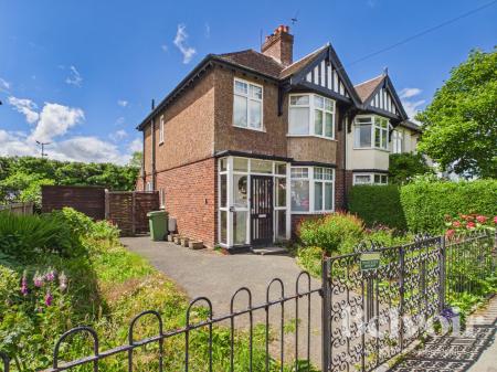 Porthill Drive, Porthill, Shrewsbury, SY3