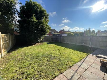 3 bedroom Semi-detached house to let in Burnell Close, Bayston Hill, SY3