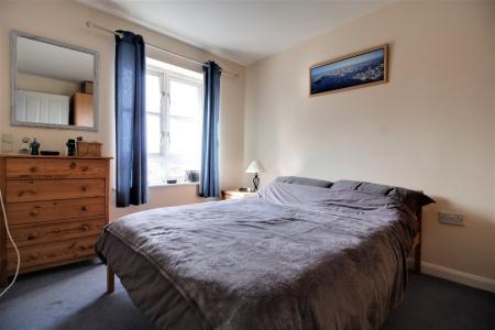 2 bedroom Flat to let in Beddow Close, Castle Mews, Shrewsbury, SY1