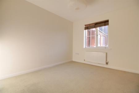 2 bedroom Maisonette to let in Seacole Way, Copthorne, Shrewsbury, SY3