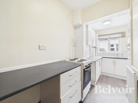 2 bedroom Terraced House to let in Brougham Square, Belle Vue, Shrewsbury, SY3
