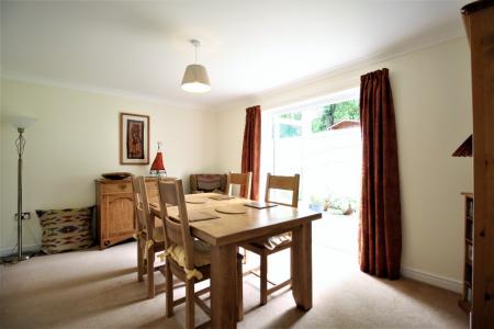 4 bedroom Detached house to let in Ryelands, Shrewsbury, SY3