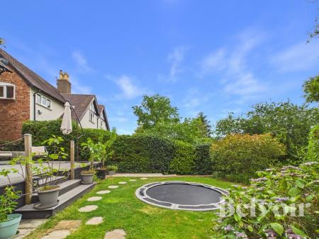 3 bedroom Semi-detached house for sale in Park Avenue, New Street, Copthorne, Shrewsbury, SY3