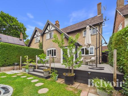 3 bedroom Semi-detached house for sale in Park Avenue, New Street, Copthorne, Shrewsbury, SY3