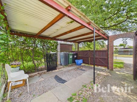 4 bedroom Semi-detached house for sale in Crowmere Road, Belvidere, Shrewsbury, SY2