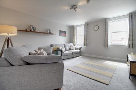 2 bedroom Flat to let in Copthorne Road, Frankwell, Shrewsbury, SY3