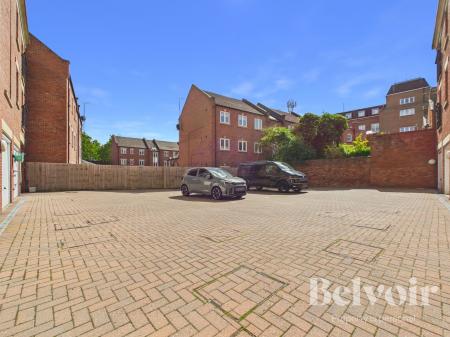 1 bedroom Flat for sale in Beeches Lane, Town Centre, Shrewsbury, SY1