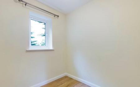 3 bedroom Terraced House to let in Brookfield Close, Weston Rhyn, Oswestry, SY10