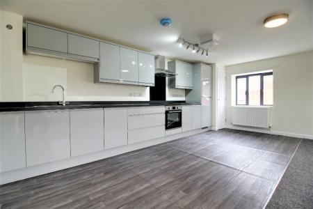 2 bedroom Flat to let in Belle Vue Road, Belle Vue, Shrewsbury, SY3