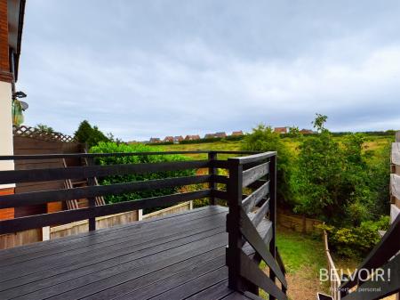 2 bedroom Semi-detached house to let in Ravenscourt Walk, Shrewsbury, SY3