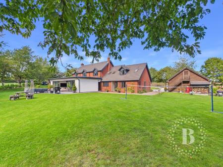 5 bedroom Detached house for sale in Gibraltar Lane, Nesscliffe, Shrewsbury, SY4