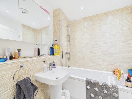 2 bedroom End of terrace house to let in Bright Row, Copthorne Road, Copthorne, Shrewsbury, SY3