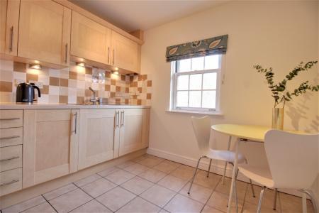 2 bedroom Terraced House to let in Llewellyn Place, Frankwell, Shrewsbury, SY3