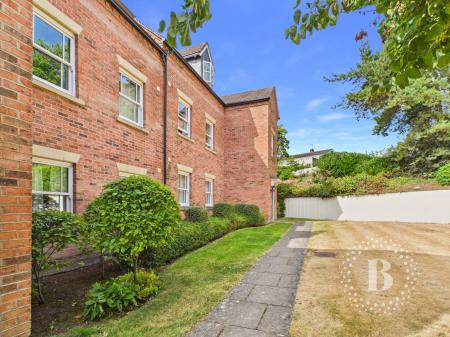 1 bedroom Flat for sale in Copthorne Gate, Frankwell, Shrewsbury, SY3