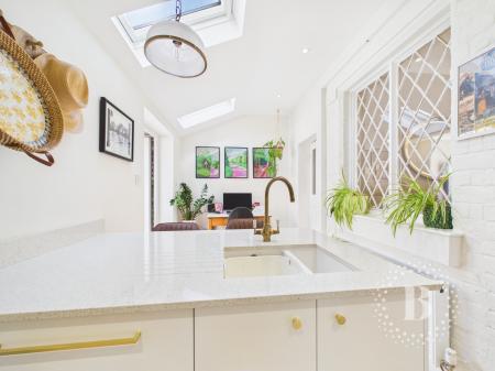 2 bedroom Terraced House for sale in St. Georges Street, Mountfields, Shrewsbury, SY3