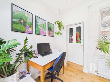 2 bedroom Terraced House for sale in St. Georges Street, Mountfields, Shrewsbury, SY3