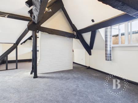 1 bedroom Flat to let in Castle Street, Town Centre, Shrewsbury, SY1