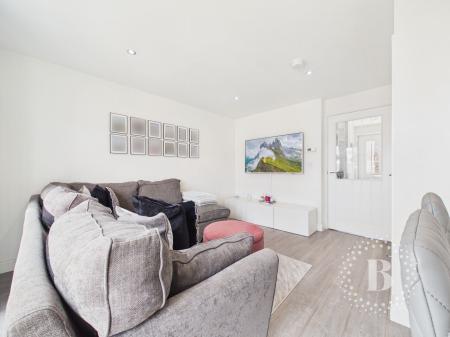 2 bedroom Semi-detached house for sale in Pankhurst Way, Shrewsbury, SY2
