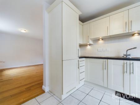 1 bedroom Flat to let in Llewellyn Place, Frankwell, Shrewsbury, SY3