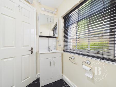 1 bedroom Flat for sale in Upper Blackfriars Crescent, Town Centre, Shrewsbury, SY1