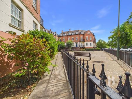 2 bedroom Flat for sale in Chester Street, Shrewsbury, SY1