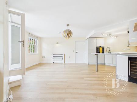 2 bedroom Flat for sale in Chester Street, Shrewsbury, SY1