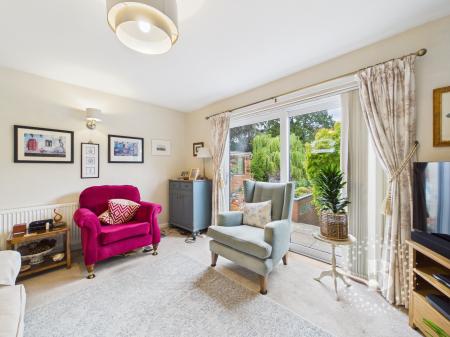 3 bedroom Semi-detached house for sale in Oakfield Road, Copthorne, Shrewsbury, SY3