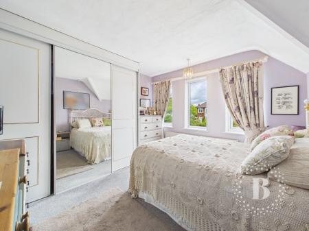 3 bedroom Semi-detached house for sale in Oakfield Road, Copthorne, Shrewsbury, SY3