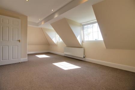 2 bedroom Maisonette to let in Gains Avenue, Shrewsbury, SY3