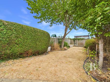3 bedroom Semi-detached house for sale in Meole Walk, Meole Village, Shrewsbury, SY3