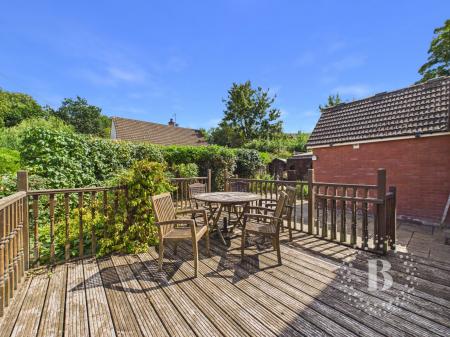 3 bedroom Detached house for sale in Underdale Road, Shrewsbury, SY2