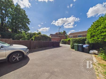 3 bedroom Detached house for sale in Underdale Road, Shrewsbury, SY2