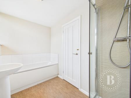 3 bedroom Detached house for sale in Underdale Road, Shrewsbury, SY2