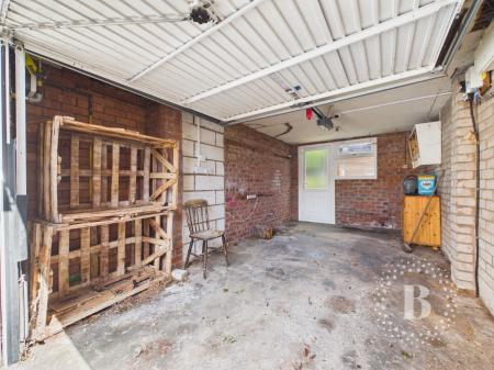 3 bedroom Detached house for sale in Underdale Road, Shrewsbury, SY2