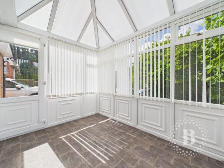 3 bedroom Detached house for sale in Underdale Road, Shrewsbury, SY2
