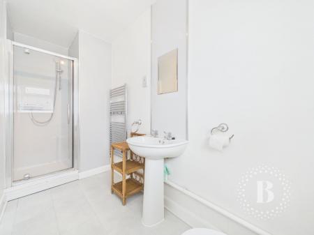 3 bedroom Detached house for sale in Underdale Road, Shrewsbury, SY2