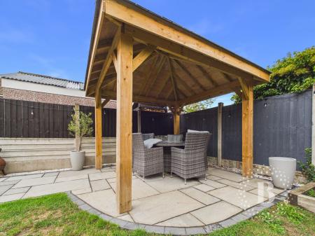 3 bedroom Semi-detached house for sale in Mount Pleasant Rd, Mount Pleasant, Shrewsbury, SY1