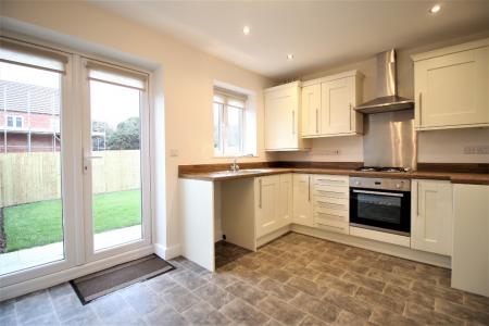 2 bedroom End of terrace house to let in Redwing Fields, Shrewsbury, SY2