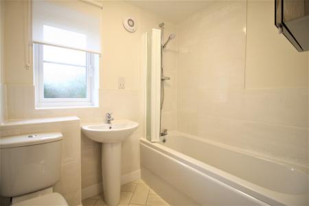 2 bedroom End of terrace house to let in Redwing Fields, Shrewsbury, SY2