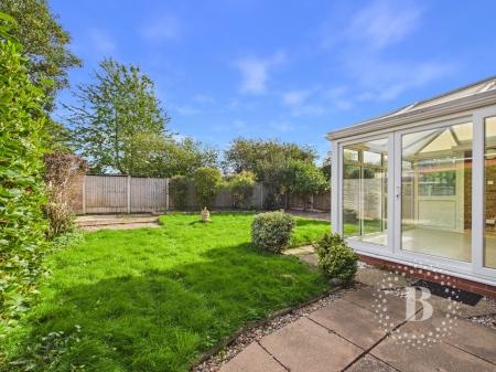 2 bedroom Bungalow to let in Cedar Avenue, Shawbury, SY4