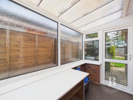 2 bedroom Bungalow to let in Cedar Avenue, Shawbury, SY4