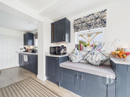 4 bedroom Cottage for sale in Hanwood Road, Edgebold, Shrewsbury, SY5