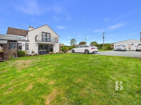 4 bedroom Cottage for sale in Hanwood Road, Edgebold, Shrewsbury, SY5