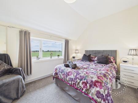 4 bedroom Cottage for sale in Hanwood Road, Edgebold, Shrewsbury, SY5